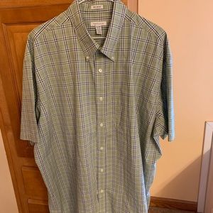 Men’s short sleeve button down dress shirt